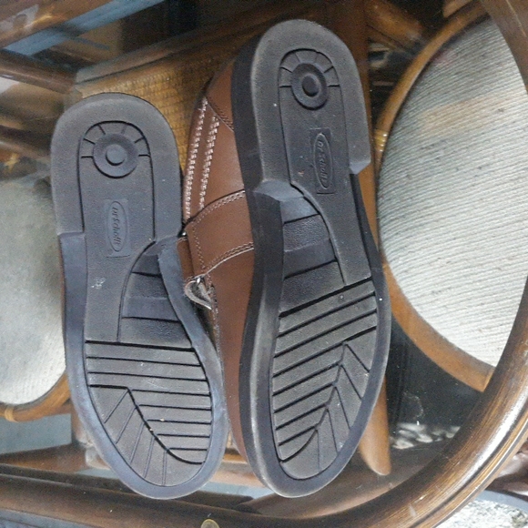 Dr Scholls Size 8 1/2 D - Picture 3 of 3